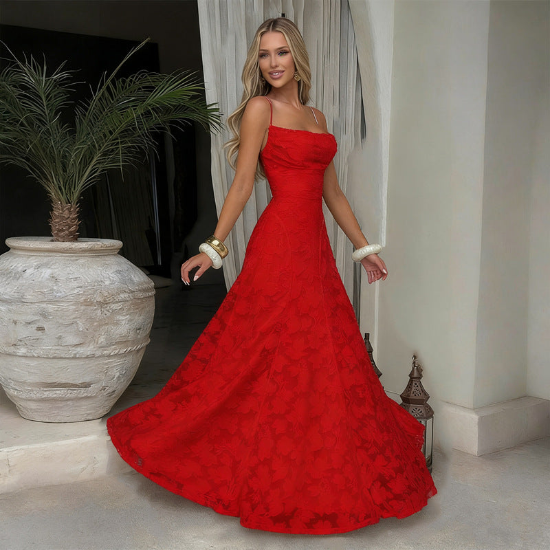 Vestido rojo vino con tirantes — estilo Spice Girls
