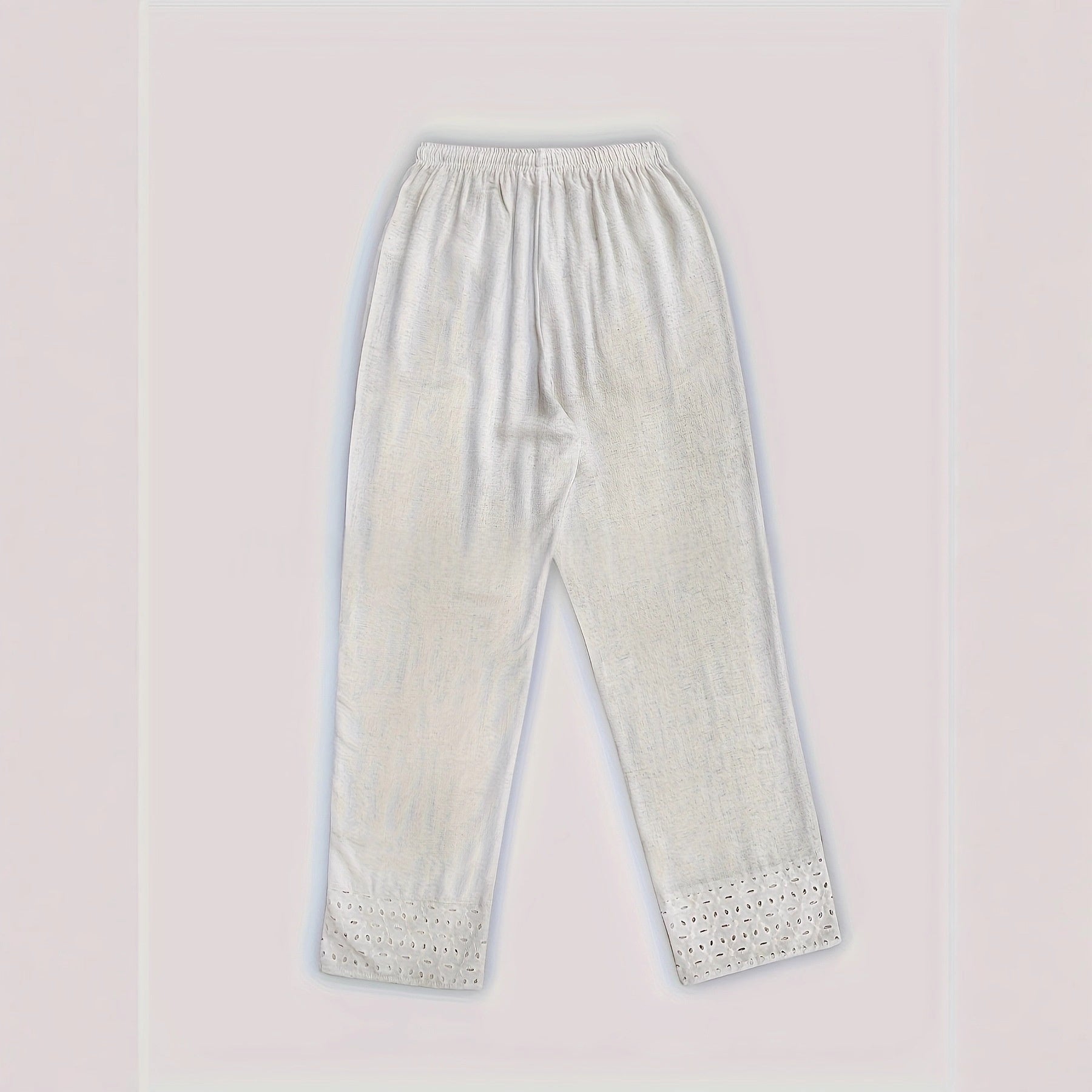 Pantalones cortos de cintura elástica con encaje bordado y patchwork,