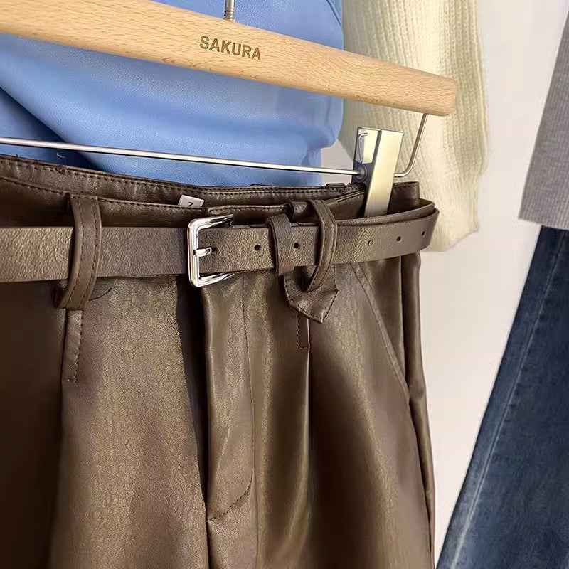 Pantalones Cortos Piel Sintética Negra Corte A Pierna Ancha para Mujer