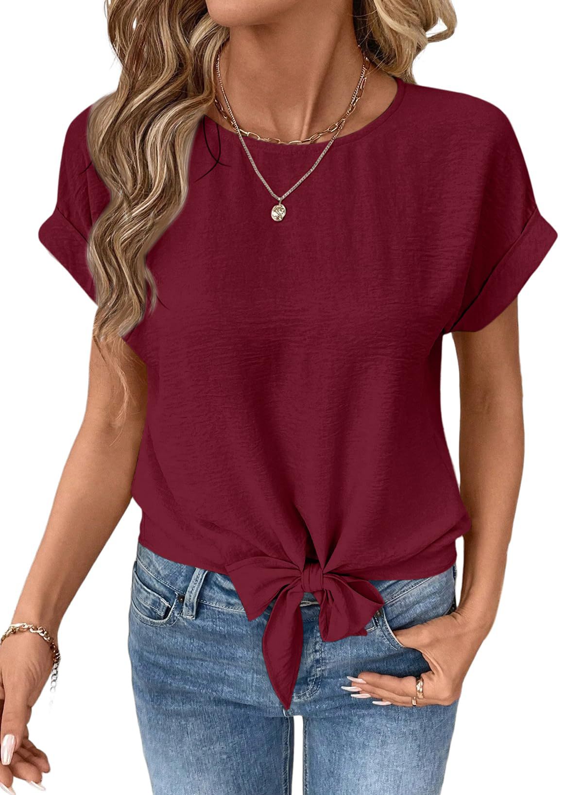 Camisa de manga corta con cuello redondo y bajo anudado