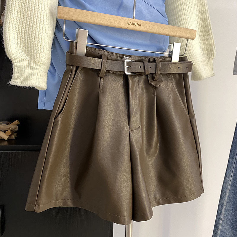 Pantalones Cortos Piel Sintética Negra Corte A Pierna Ancha para Mujer