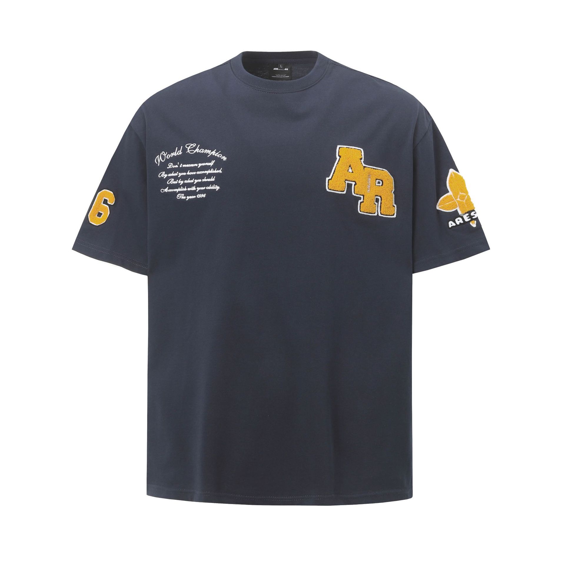 CAMISETA CON ESTAMPADO
