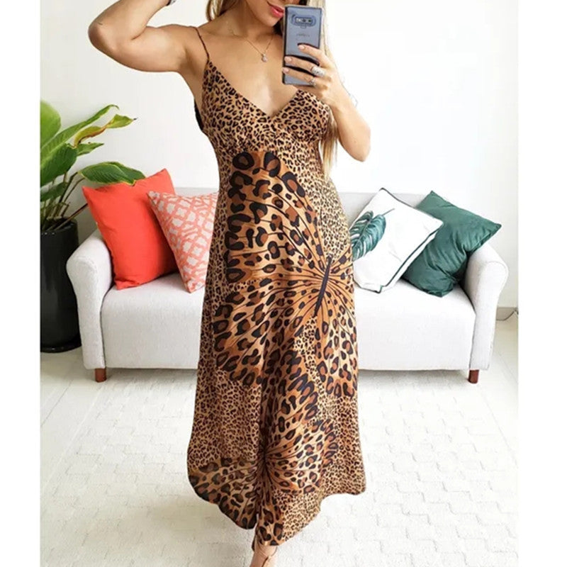 Vestido de tirantes con estampado de leopardo y mariposas