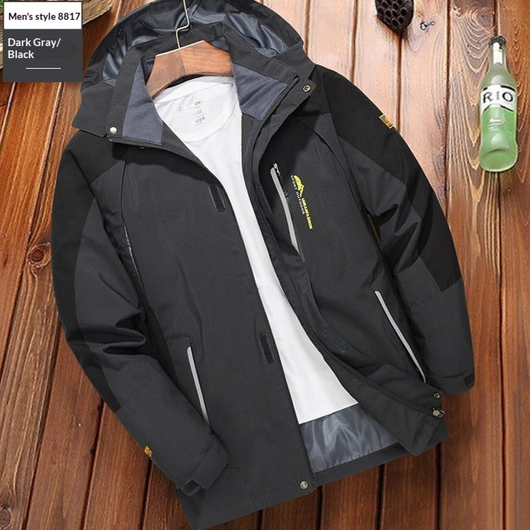 Men's lightweight windbreaker jacket, windproof and waterproof, for outdoor activities.