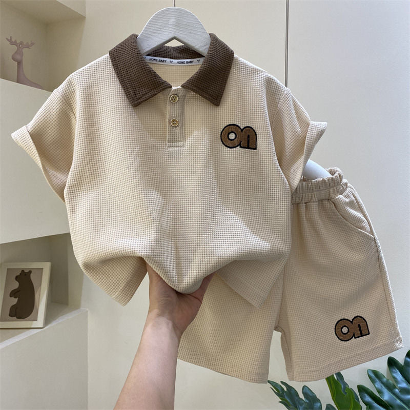 Shorts and short-sleeved set, casual sportswear.