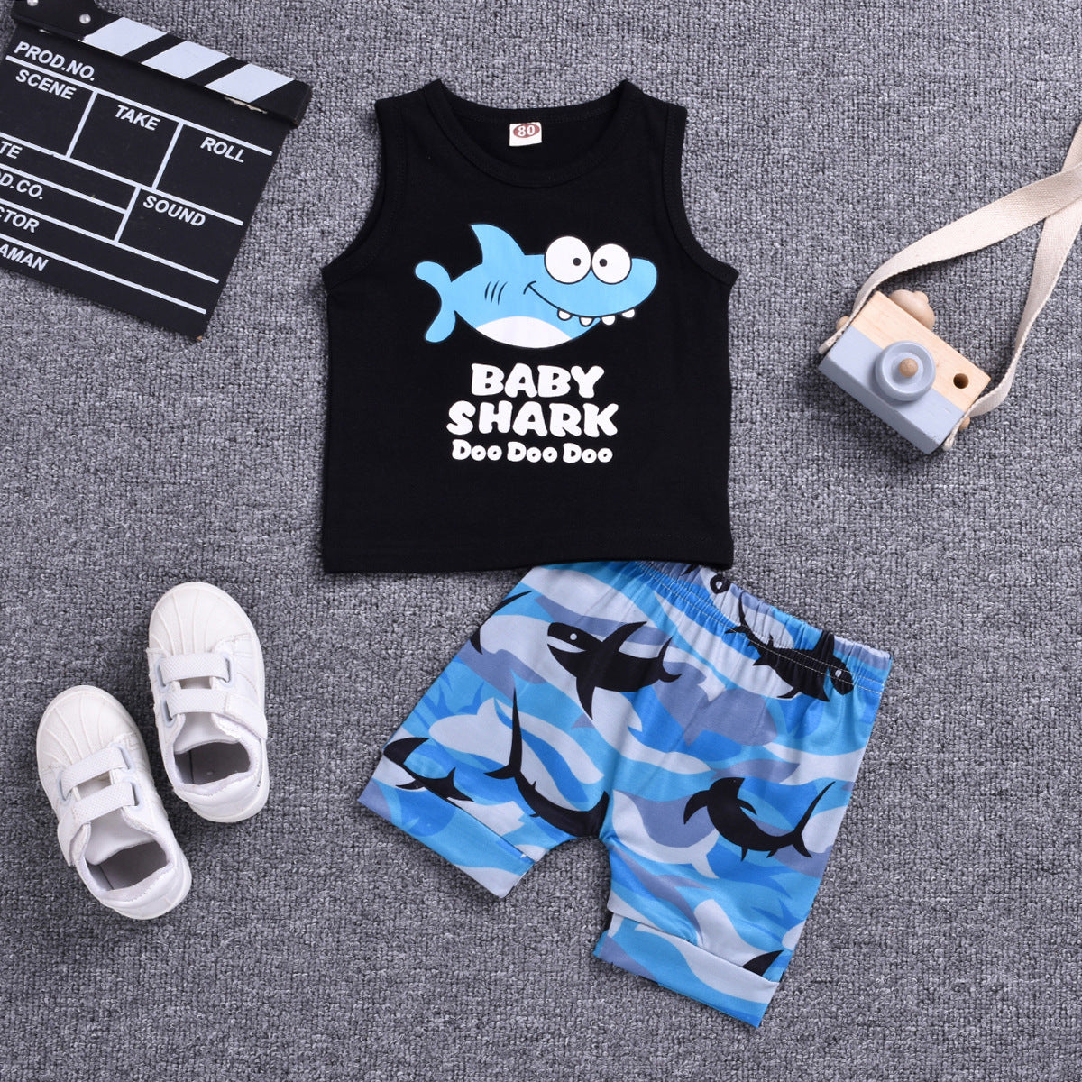 Conjunto Infantil con Estampado de Dibujos Animados — Niño y Niña