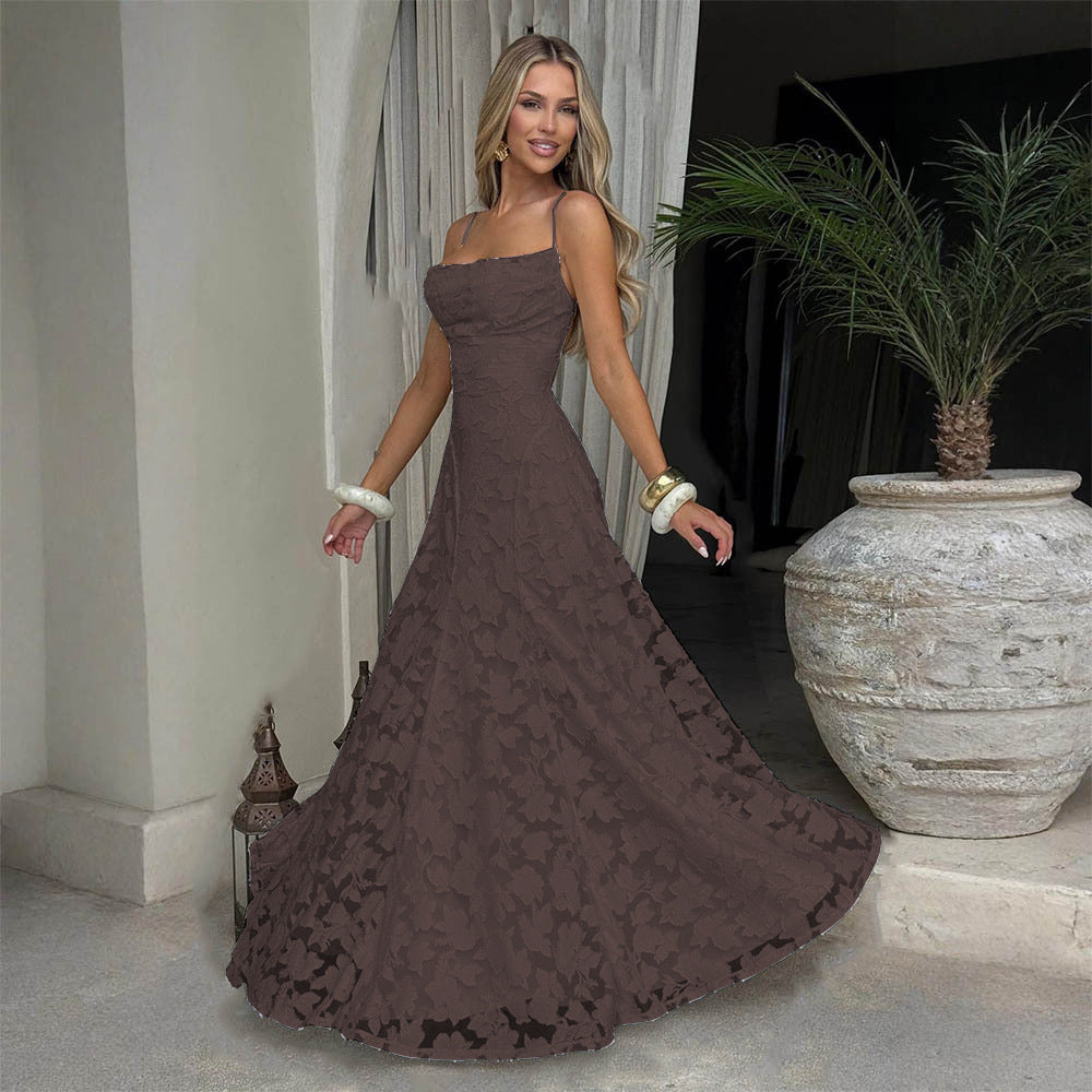 Vestido rojo vino con tirantes — estilo Spice Girls