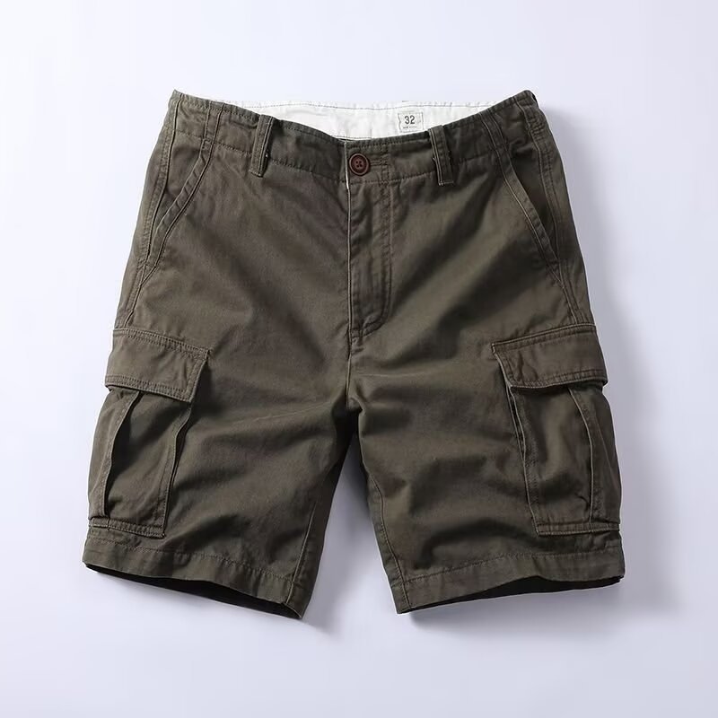 Pantalones cargo de estilo retro para hombre, de corte relajado y largo medio, con múltiples bolsillos.