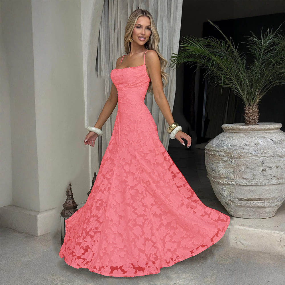 Vestido rojo vino con tirantes — estilo Spice Girls